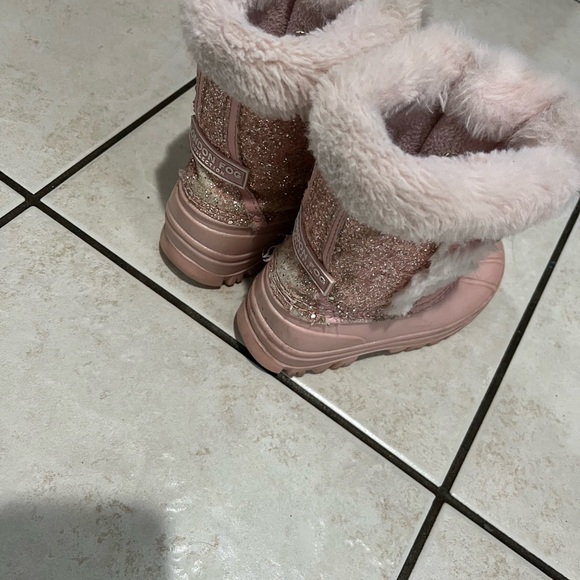 Little girl winter boots - Picture 2 of 4